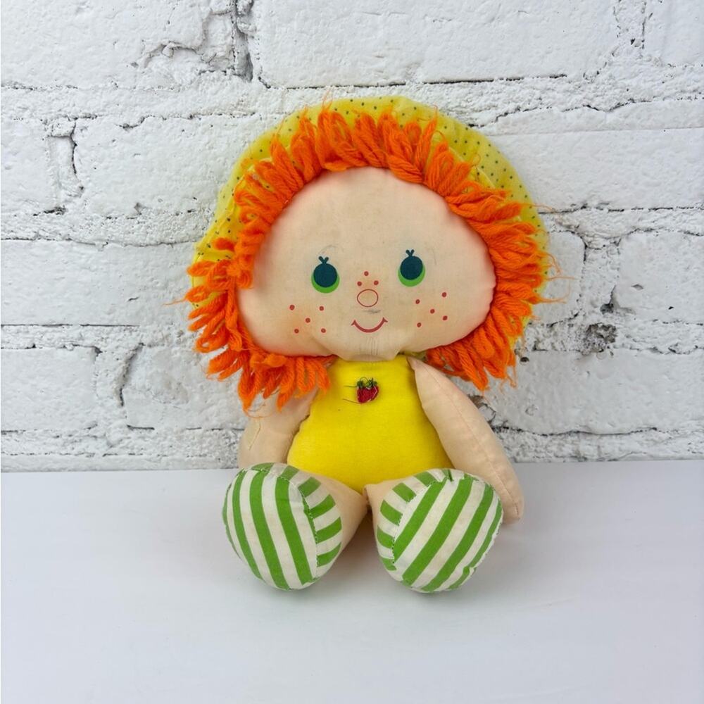 Vintage Strawberry Shortcake Apple Dumpling Plush Rag Doll